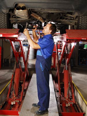 Revisionscenter Topgarage – Hebebühne